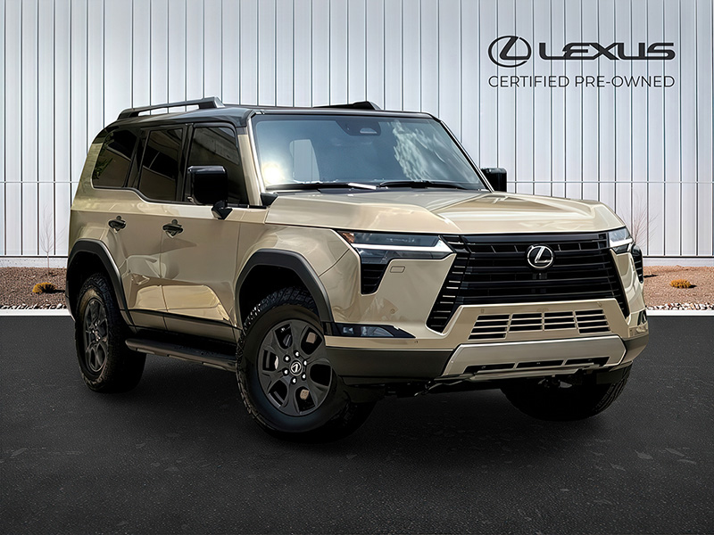 Lexus vehicle presented in a Photo Booth setting.
